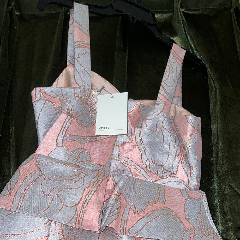 Chic Pink Floral Pant fit - Picture 4 of 8